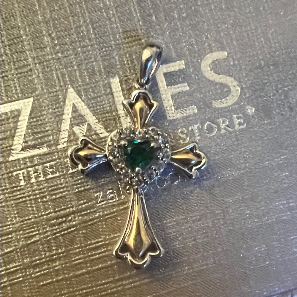 Zales Silver Gold Cross Necklace Pendant with Emerald Green Heart & Diamond halo